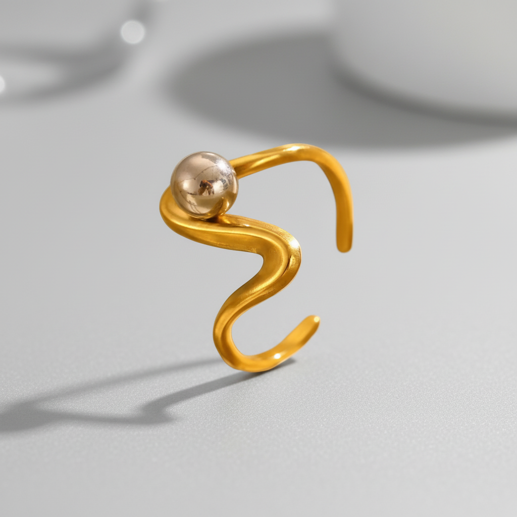 Mia ring